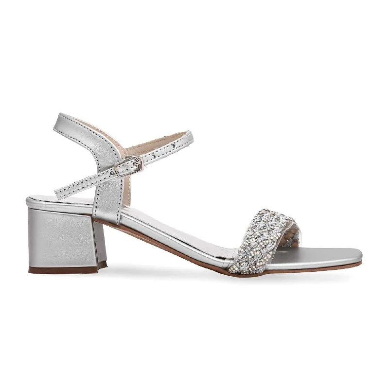 Sandals with hiking soleSilver Fancy Sandal FN5829