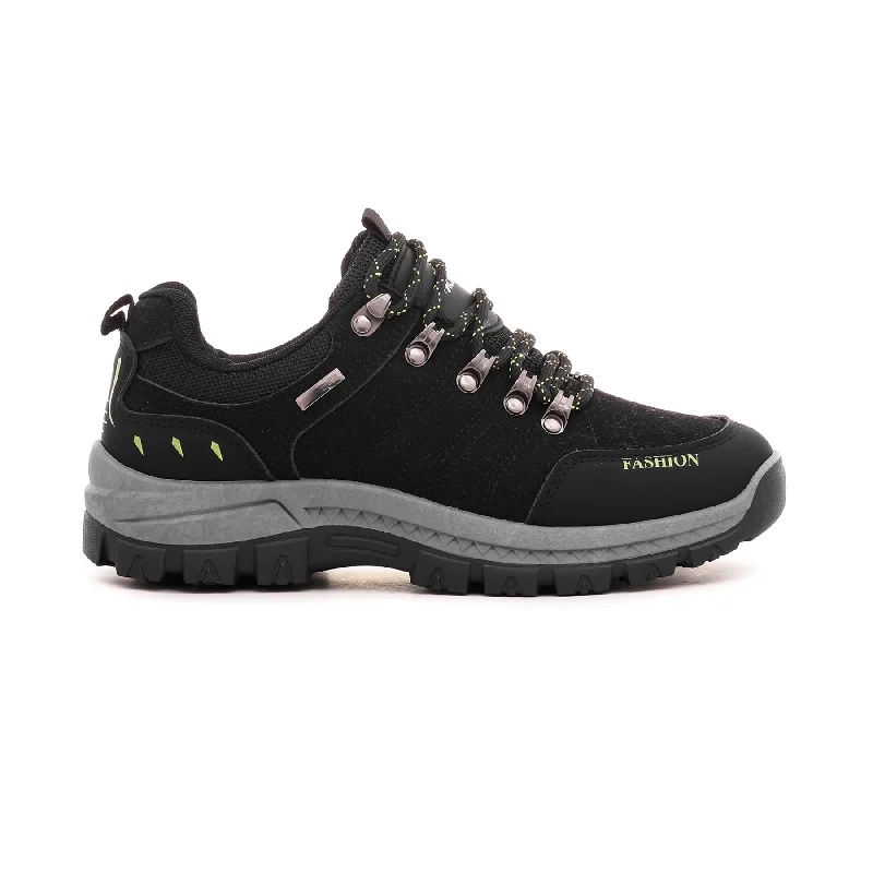 Athletic shoes with high traction-Black Casual Sneaker AT7234