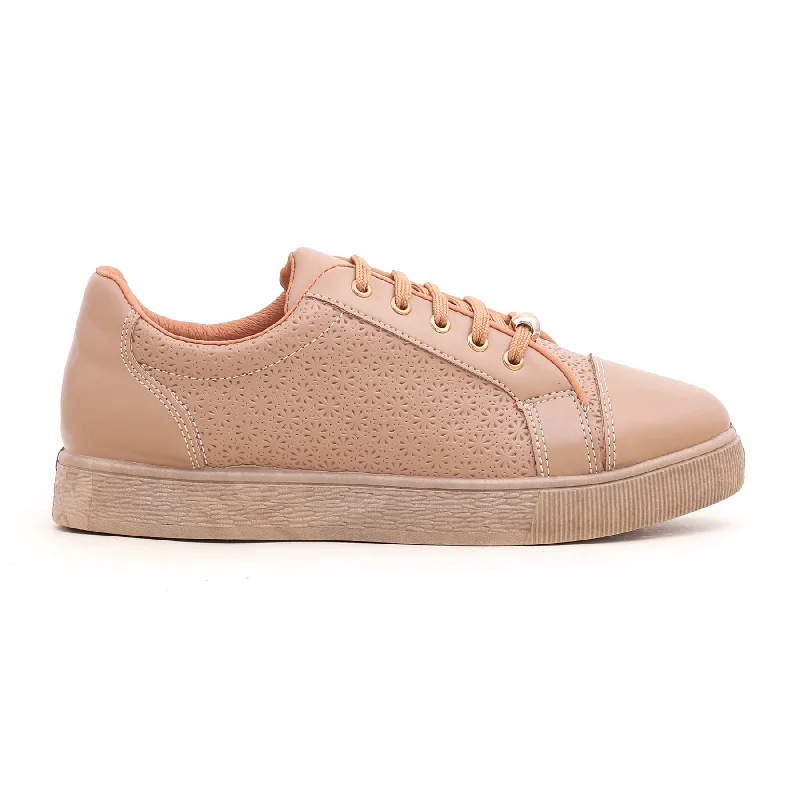 Athletic shoes with shock absorption-Beige Casual Sneaker AT7256