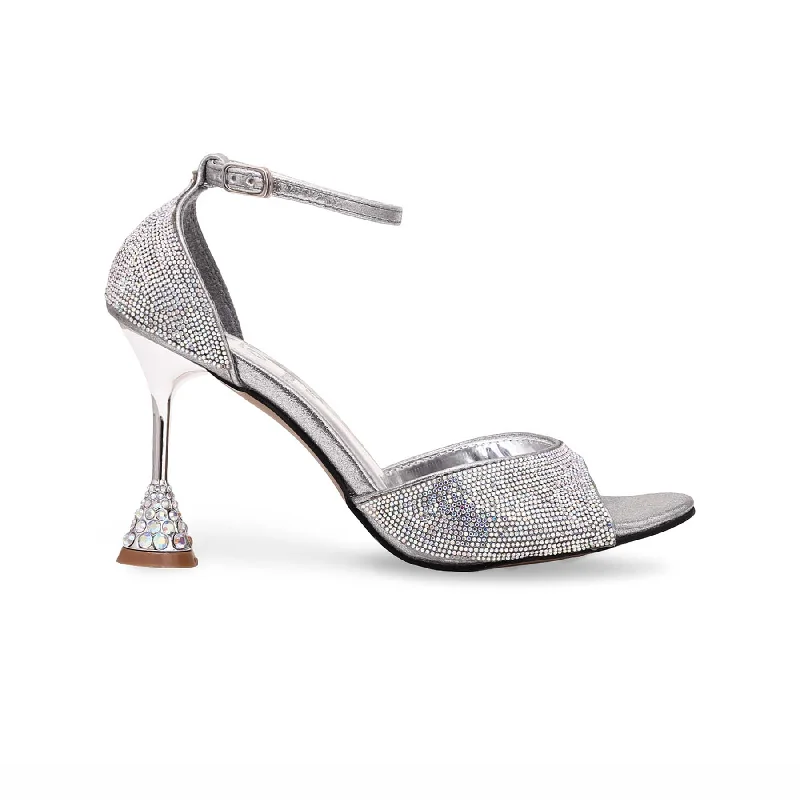 Sandals with cool comfortSilver Fancy Bridal Sandal FN5885