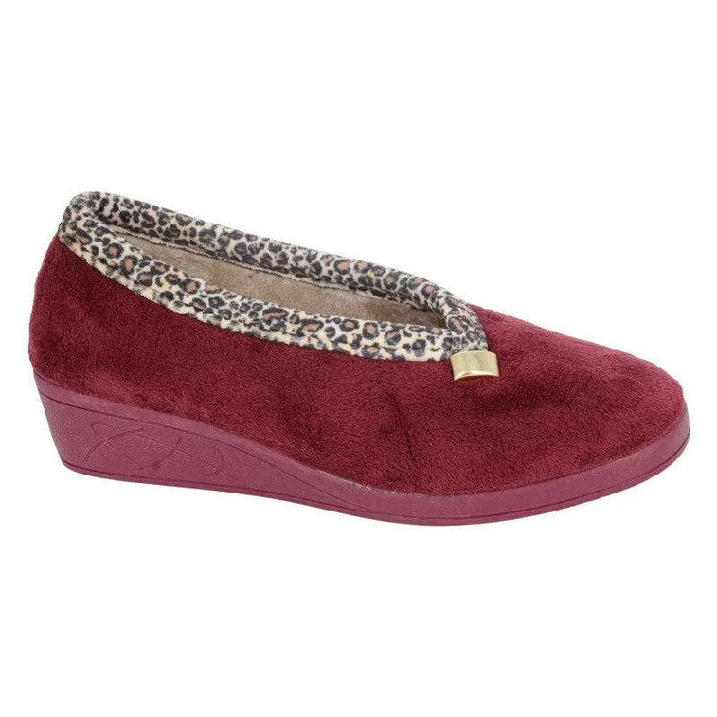 Slippers for warm eveningsSleepers LS843BD Dawn Ladies Red Wedge Slippers