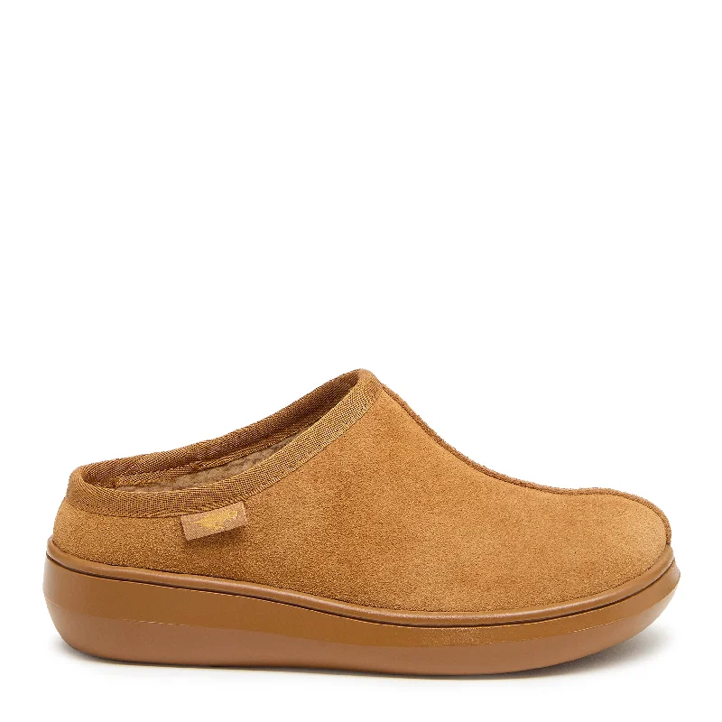 Slippers with classic styleSugar Glide Camel Suede Slipper