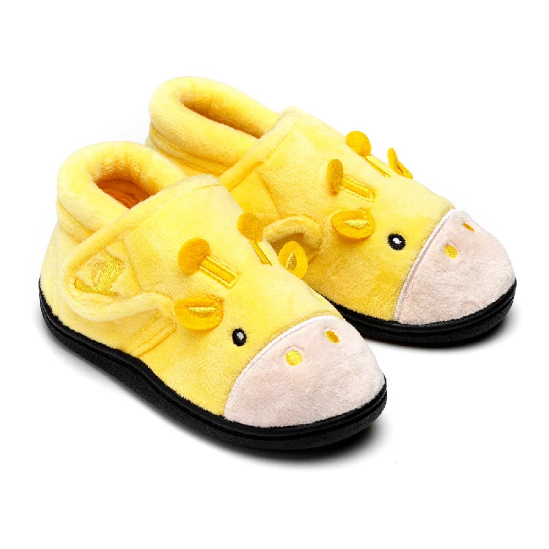 Slippers with soft interiorChipmunk Gizmo Childrens Yellow Giraffe Slippers