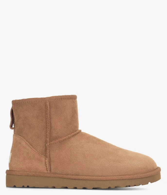 UGG Classic Mini Sheepskin Boot - Men