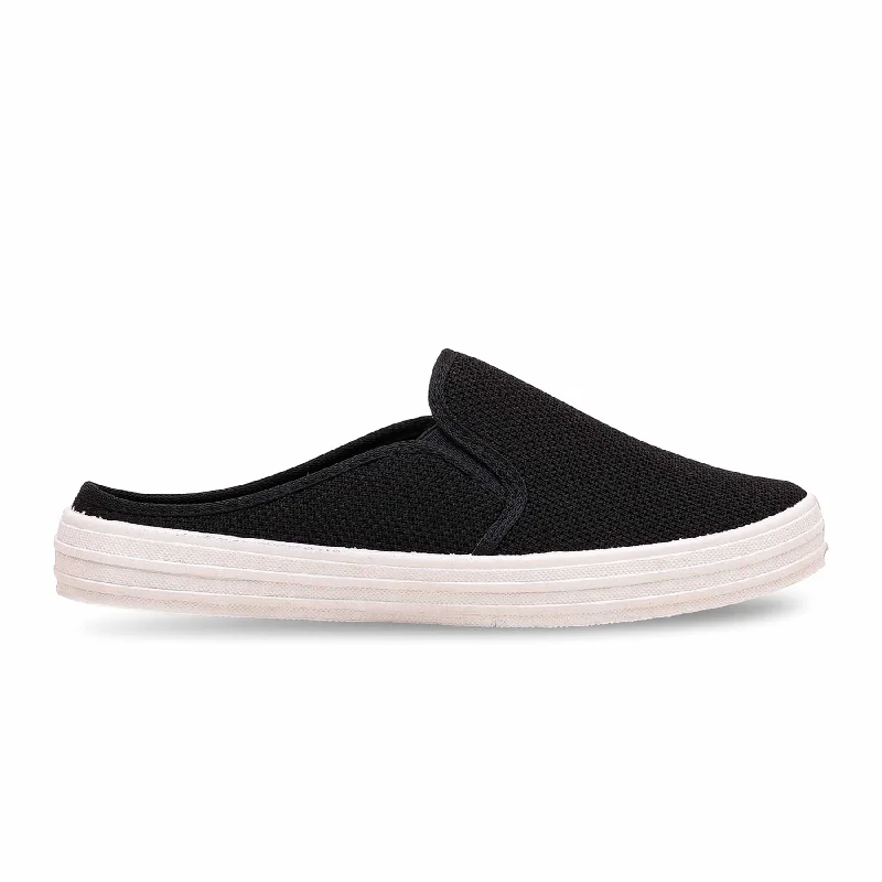 Athletic shoes with soft soles-Black Casual Sneaker WN6152