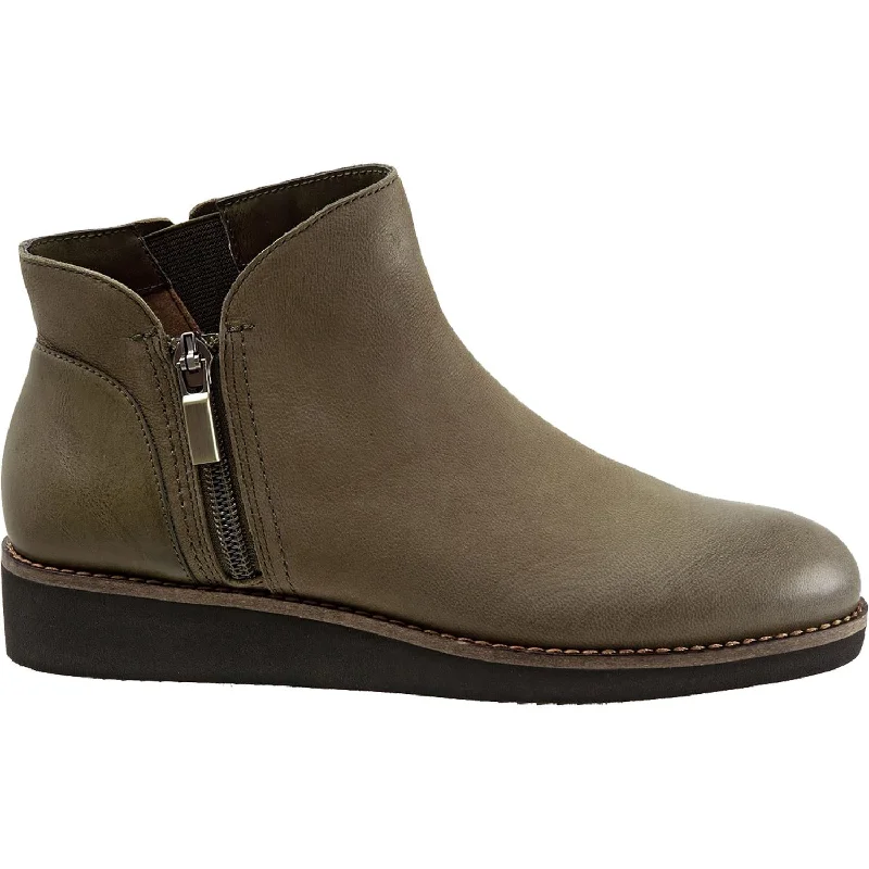 Booties with bold heels-Women's Soft Walk Wesley Olive Leather