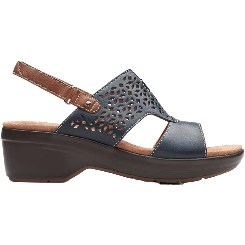 Sandals for island getawayWomen's Clarks Tuleah Sun Navy Leather