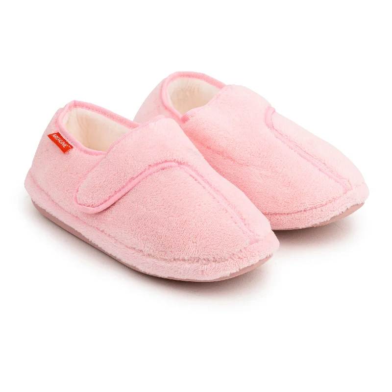 Slippers with cozy vibesArchline Orthotic Slippers Plus – Pink